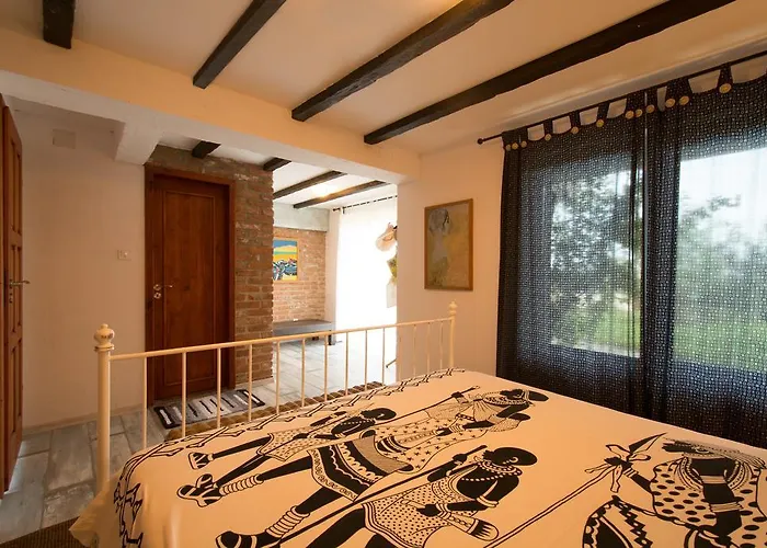 Art Provence House 펜션 로제넷츠