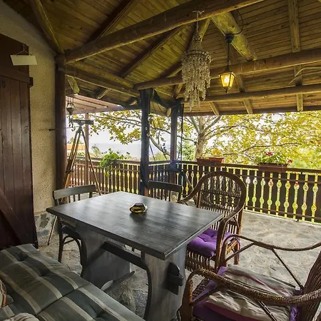 Art Provence House بيت للعطل لوزينيتس