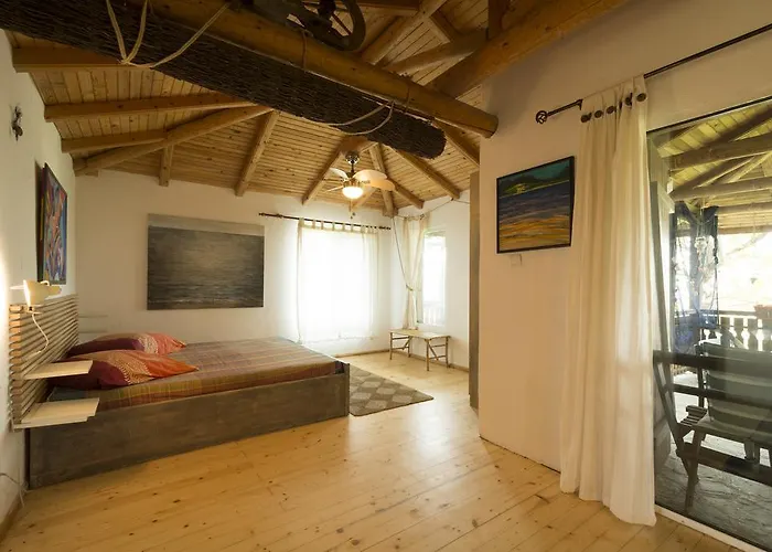 Art Provence House * 로제넷츠